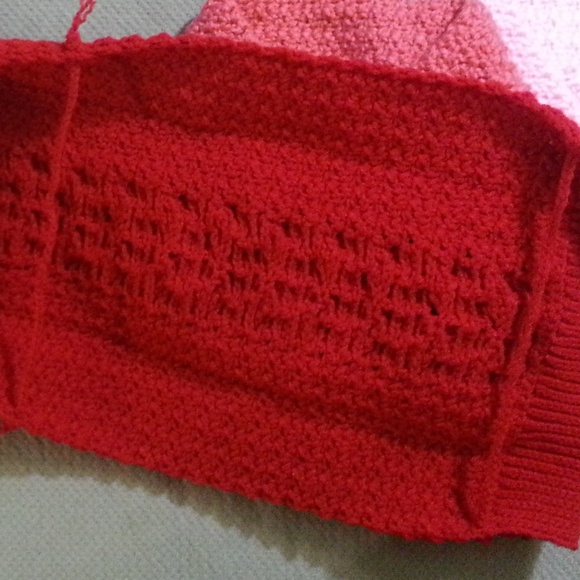 Scarf, Cowl - Picture 3 of 3